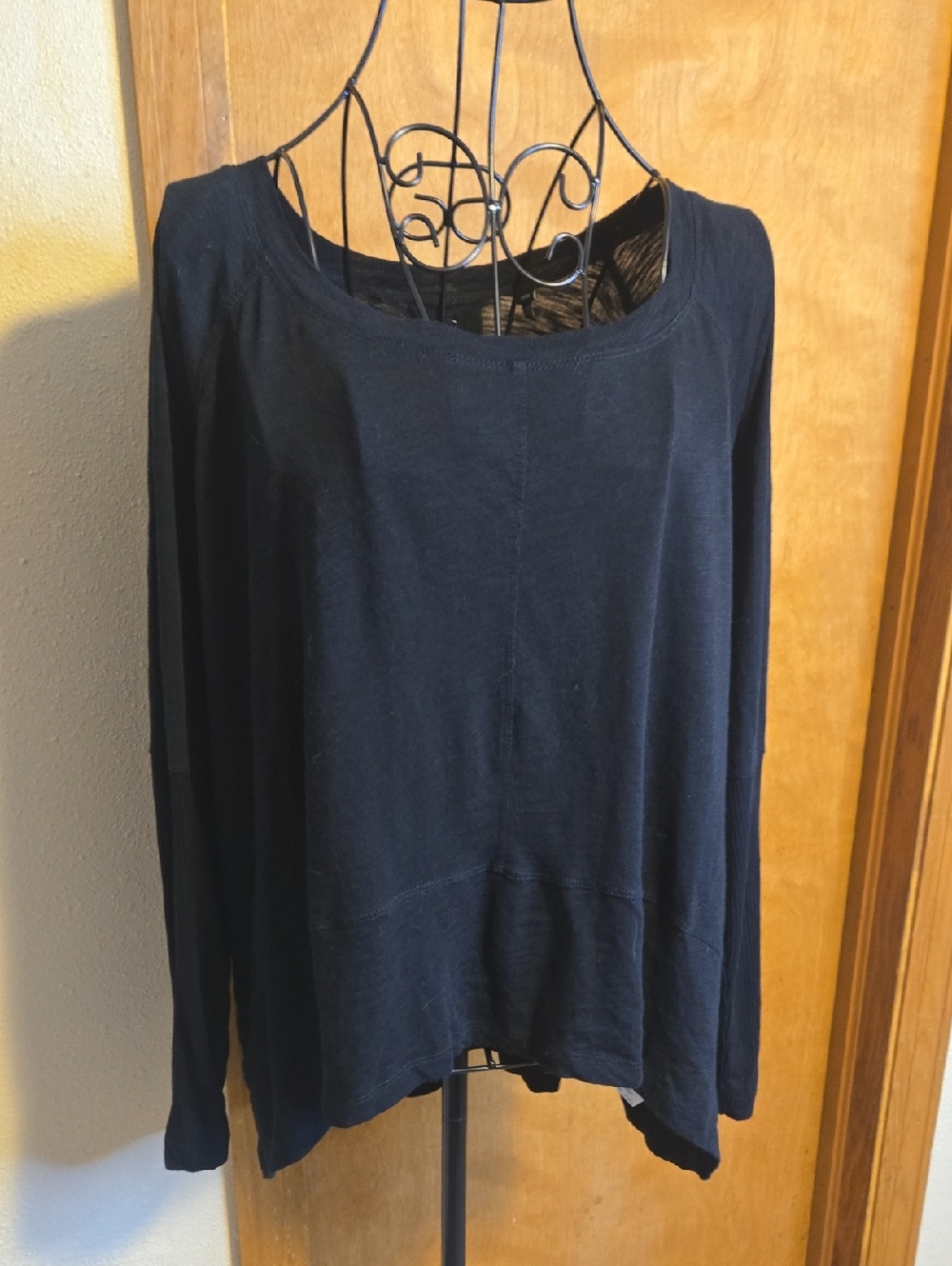 Buffalo David Bitton Black Long-Sleeve Scoop Neck Top